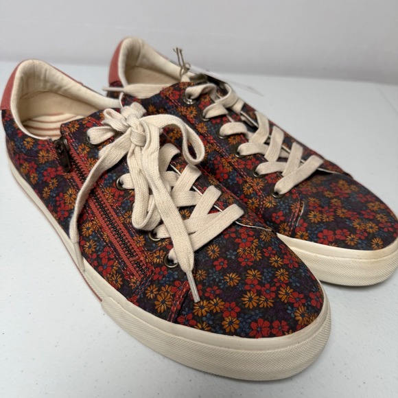 Taos NWT Z Soul Floral Canvas Side Zip Sneakers Size 10 Comfort Arch Support
